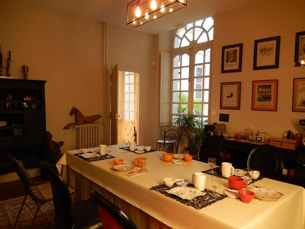 לינה וארוחת בוקר אנז'ה Maison Bossoreil מראה חיצוני תמונה
